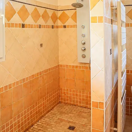 Beautiful In Hébergement de vacances Valréas